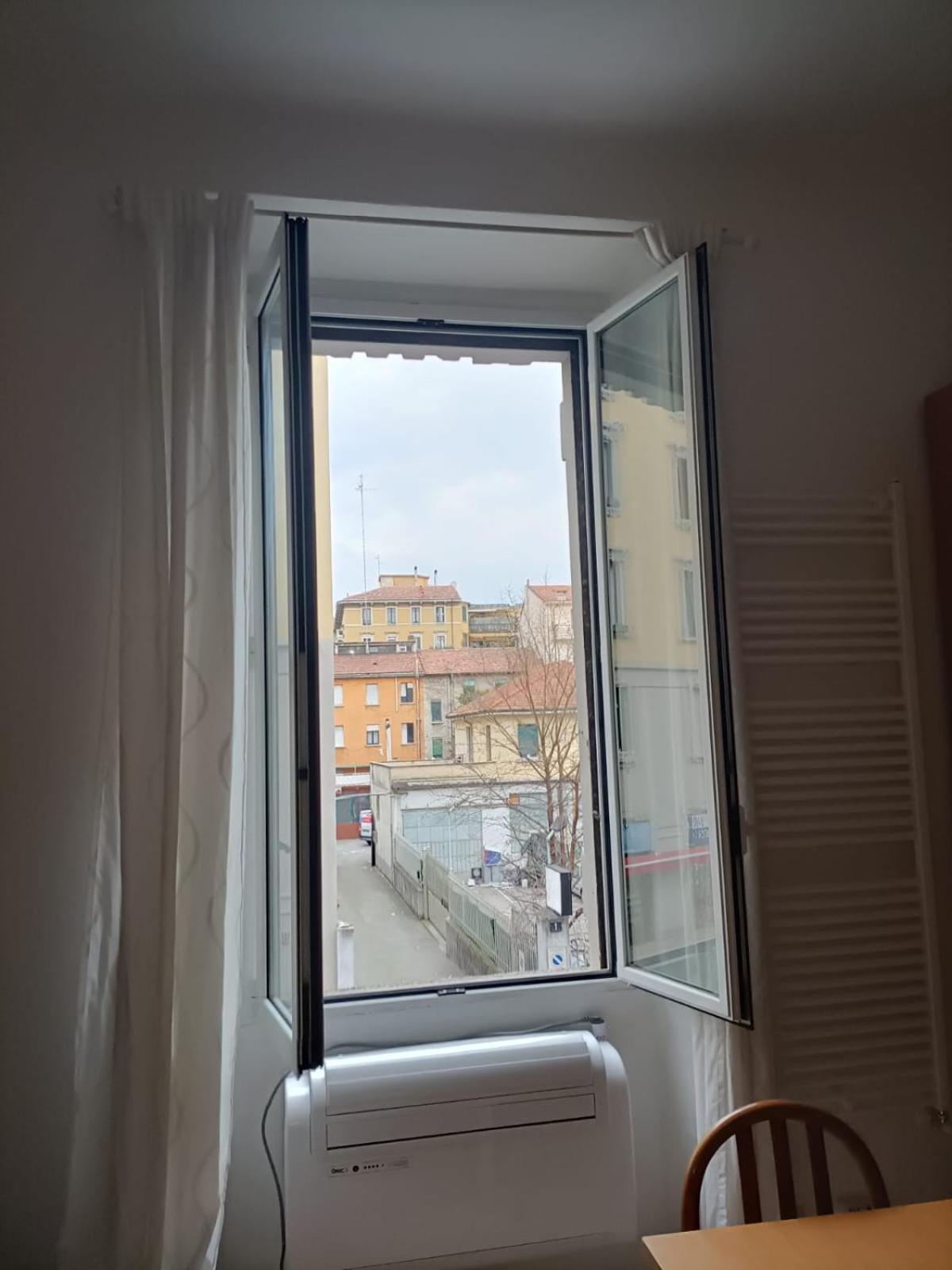 Apartament Monolocale Centro Mediolan Zewnętrze zdjęcie